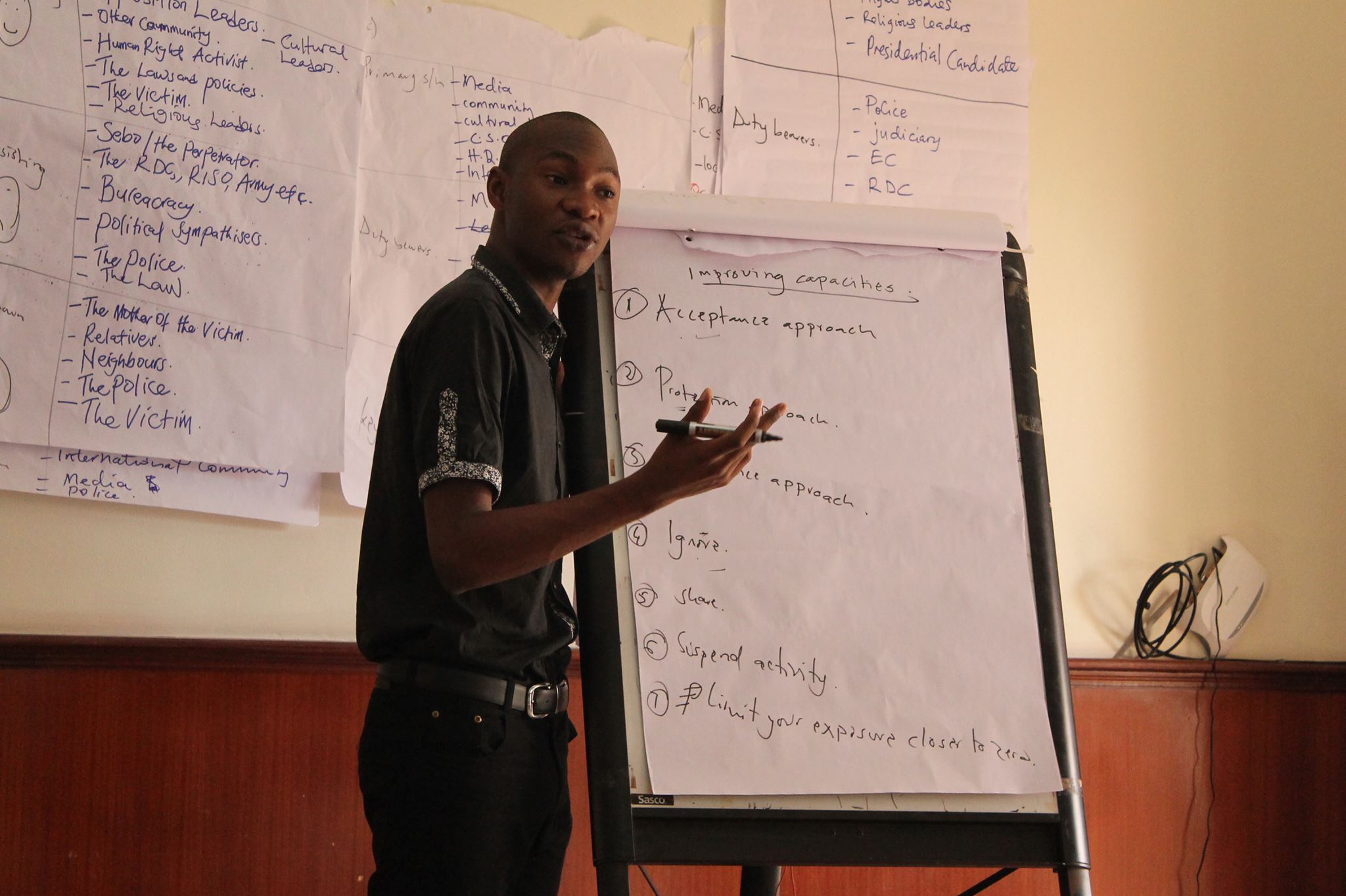 Eleas Muwonge Training journalists during the training